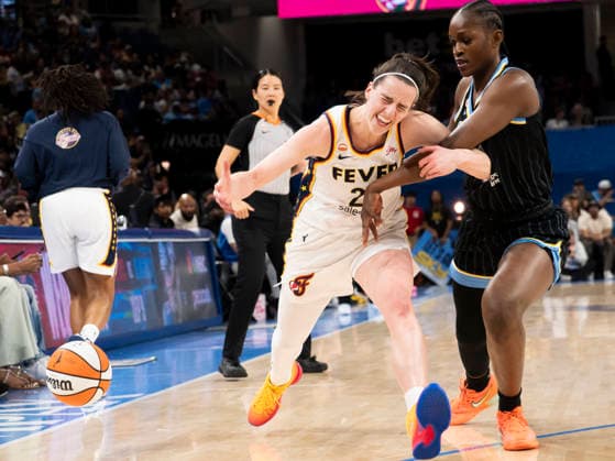 CHICAGO, IL - AUGUST 23: Caitlin Clark 22 of the Indiana Fever reacts after a play during the regular season WNBA, Basketball Damen, USA game between the Indiana Fever and the Chicago Sky on August 23, 2026 at the Wintrust Arena in Chicago, Illinois. (Photo by Joseph Weiser Icon Sportswire) WNBA: AUG 23 Indiana Fever at Chicago Sky EDITORIAL USE ONLY Icon260823037