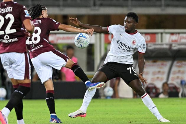 ALPHADJO CISSE, Milan, Serie A 2026-27, Torino-Milan 1-2, azione, action, contrasto SERIE A 2026-27 TORINO-MILAN 1-2