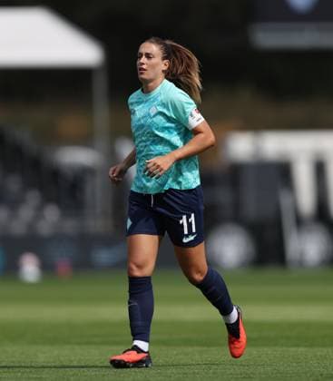 Pre Season Friendly - London City Lionesses v Atletico de Madrid Femenino BROMLEY, ENGLAND, AUGUST 23: Alexia Putellas of London City Lionesses during the Pre Season Friendly match between London City Lionesses v Atletico de Madrid Femenino at Copper Jax Community Stadium, Bromley, London on 23 August. (Photo by Daniel Weir) London Copper Jax Community Stadium United Kingdom Copyright: xDanielxWeir SportsxPressxPhotox Sportspressphoto_SPR214525