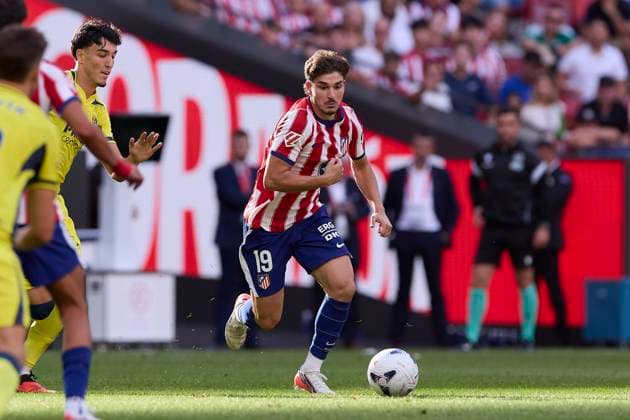Atletico Madrid vs Villarreal CF at Riyadh Air Metropolitano stadium in Madrid, Spain - 23 Aug 2026 Julian Alvarez of Atletico Madrid seen in action during the LaLiga EA Sports 2026 2027 week 2 football match between Atletico Madrid and Villarreal CF at Riyadh Air Metropolitano stadium. Final score; Atletico Madrid 2:2 Villarreal CF Madrid Spain Copyright: xFedericoxTitonex xSOPAxImagesx Federico-Titone-1444353