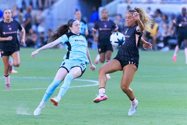 August 23, 2026, Los Angeles, California, USA: Sarah Gorden 11 of the Angel City FC receives the ball as Rose Lavelle 16 of the NJ NY Gotham FC slips during their regular season NWSL game on Sunday August 23, 2026 at the BMO Stadium in Los Angeles, California. ACFC tie with NJ NY Gotham FC, 0-0. ARIANA RUIZ PI ACFC Tie With NJ NY Gotham FC, 0-0  - ZUMAp124 20260823_zaa_p124_012 Copyright: xArianaxRuizx