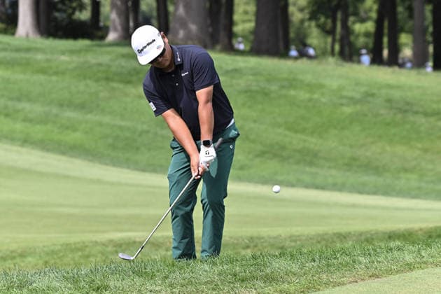 ST. LOUIS, MO - AUGUST 23: Ryo Hisatsune of Japan chips form the rough onto the 15th green during the final round of the PGA, Golf Herren BMW Championship ship on Sunday August 23nd, 2026 at Bellerive Country Club in Town and Country, MO (Photo by Rick Ulreich Icon Sportswire) GOLF: AUG 23 PGA BMW Championship EDITORIAL USE ONLY Icon2608237669467