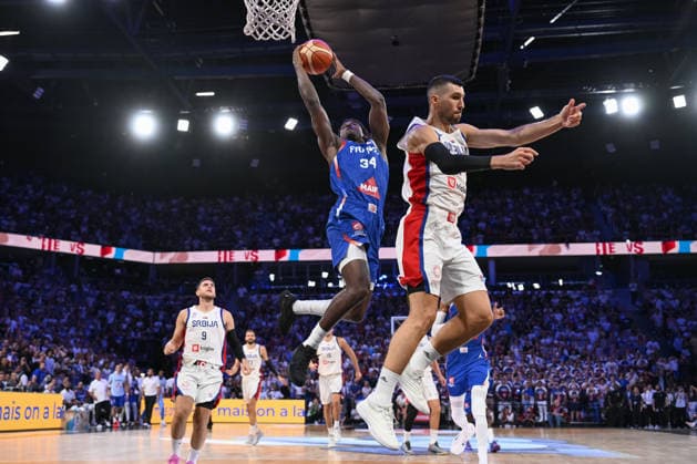 A buzzer-beater by Jaylen Hoard during the 2027 World Cup warm-up match between France and Serbia at the CO™MET Arena in OrlÃ ans on 23 August 2026. - 23 08 2026 - France France OrlÃ ans -  JulienxMattiax xLexPictorium LePictorium_0339486