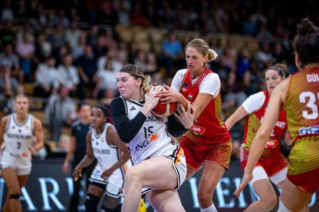 Basketball Göttingen 23.08.2026 Freundschaftsspiel Testspiel Deutschland (GER) - Ungarn (HUN) Luisa Geiselsöder (Deutschland, No.15) Geiselsoder Kinga Josepovits (Ungarn, No.11) *** Basketball Göttingen, August 23, 2026 Friendly Match Germany (GER) vs. Hungary (HUN) Luisa Geiselsöder (Germany, No. 15) Geiselsöder Kinga Josepovits (Hungary, No. 11)