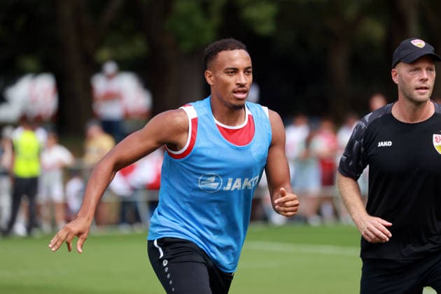 24.08.26 VfB Stuttgart Training Deutschland, Stuttgart, 24.08.2026, Fussball, Bundesliga, Saison 2026 2027, VfB Stuttgart Training: Jamie Leweling. *** August 24, 2026 VfB Stuttgart Practice Germany, Stuttgart, August 24, 2026, Soccer, Bundesliga, 2026–2027 Season, VfB Stuttgart Practice Jamie Leweling