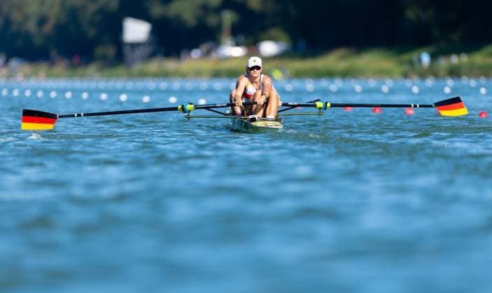AMSTERDAM - Luise Bachmann and Tabea Schendekehl (GER) in action during the heats for the women s pair without cox at the World Rowing Championships on the Bosbaan in the Amsterdam Forest. IRIS VAN DEN BROEK ANP xVIxANPxSportx xxANPxIVx 566197234 originalFilename: 566197234.jpg