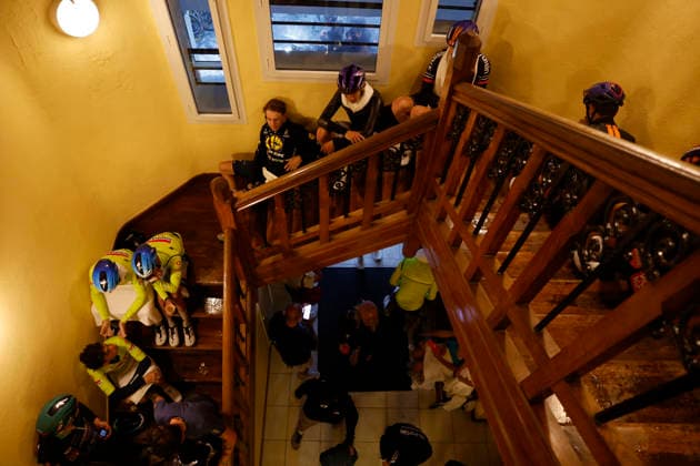 Riders are seen inside a hotel located at 15 kilometers from the finish line where they found shelter from a hailstorm that provoked the cancellation of the third stage of La Vuelta a Espana cycling tour, a 166,7 km journey from Gruissan to Font- Romeu (both in France), 24 August 2026. La Vuelta a Espana cycling tour - Stage 3 !ACHTUNG: NUR REDAKTIONELLE NUTZUNG!  Copyright: xJavierxLizónx GRAF4060 20260824-55021216097_1