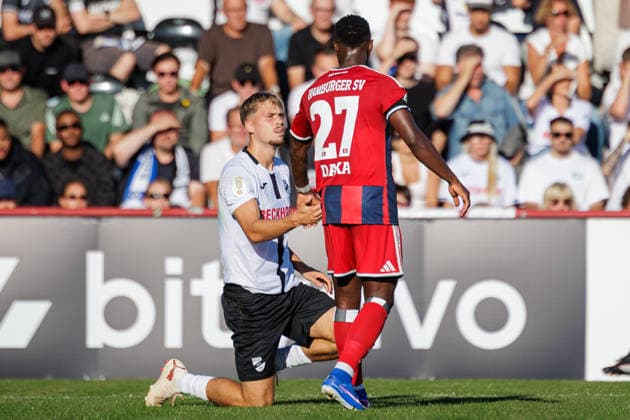 (L-R) Joshua Eze (SC Verl, 06), Patson Daka (Hamburger SV, 27) GER, SC Verl vs. Hamburger SV, Fussball, DFB-Pokal, 1. Runde, Spielzeit 2026 2027, 24.08.2026 DFL Regulations prohibit any use of photographers as image sequences and or quasi-video. GER, SC Verl vs. Hamburger SV, Fussball, DFB-Pokal, 1. Runde, Spielzeit 2026 2027, 24.08.2026 Verl *** L R Joshua Eze, SC Verl, 06, Patson Daka, Hamburger SV, 27 GER, SC Verl vs. Hamburger SV, Soccer, DFB Cup, 1st Round, 2026–2027 Season, August 24, 2026 DFL regulations prohibit any use of photographs as image sequences and or quasi-video GER, SC Verl vs. Hamburger SV, Soccer, DFB Cup, Round 1, 2026–2027 season, August 24, 2026 Verl Copyright: xEibner-Pressefoto JanxRollingerx EP_JSK
