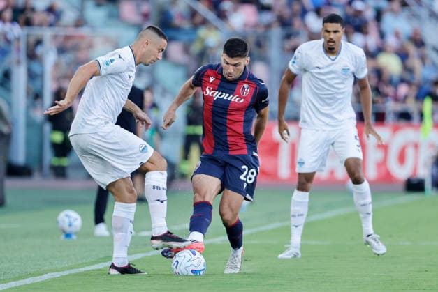 August 24, 2026, Bologna, BOLOGNA: Bologna s Nicolo Cambiaghi (R) and Lazio s Adam Marusic in action during the Italian Serie A soccer match Bologna FC vs SS Lazio at Renato Dall Ara stadium in Bologna, Italy, 24 August 2026. ANSA ELISABETTA BARACCHI. Soccer: Serie A ; Bologna-Lazio  - ZUMAa110 20260824_zaf_a110_026 Copyright: xElisabettaxBaracchix
