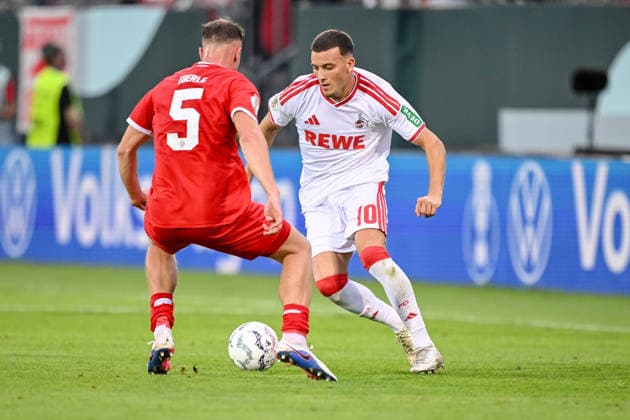Leo Eberle (FC Wuerzburger Kickers) und Said El Mala (1.FC Koeln) im Zweikampf waehrend des DFB-Pokal 1 Runde Spiels zwichen Wuerzburger Kickers v 1.FC Koeln, AKON ARENA am 24. August 2026 in Wuerzburg, Deutschland. (Foto von Harry Langer DeFodi Images) +++ Leo Eberle (FC Wuerzburger Kickers) und Said El Mala (1.FC Koeln) battle for the ball during the DFB-Pokal 1 Runde match between Wuerzburger Kickers v 1.FC Koeln at AKON ARENA on August 24, 2026 in Wuerzburg, Germany. (Photo by Harry Langer DeFodi Images) (Photo by Harry Langer DeFodi Images) DFB DFL REGULATIONS PROHIBIT ANY USE OF PHOTOGRAPHS AS IMAGE SEQUENCES AND OR QUASI-VIDEO. - *** Leo Eberle of FC Würzburger Kickers and Said El Mala of 1. FC Köln battle for the ball during the DFB Cup first-round match between Würzburger Kickers and 1. FC Köln at AKON ARENA on August 24, 2026, in Würzburg, Germany. Photo by Harry Langer, DeFodi Images. Leo Eberle of FC Würzburger Kickers and Said El Mala of 1. FC Köln battle for the ball during the DFB Cup first-round match between Würzburger Kickers and 1. FC Köln at AKON ARENA on August 24, 2026 in Würzburg, Germany. Photo by Harry Langer, DeFodi Images. Photo by Harry Langer, DeFodi Images. DFB and DFL regulations prohibit any use of photographs as image sequences and or quasi-video.