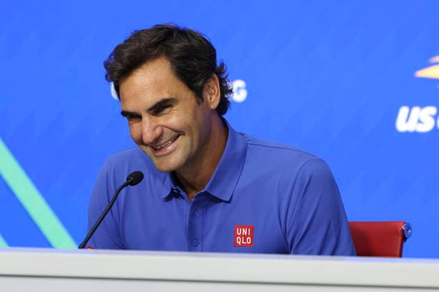 Sport Bilder des Tages Rodger Federer gives a press conference, PK, Pressekonferenz at US Open Swiss former tennis player Roger Federer gives a press conference at the USTA Billie Jean King National Tennis Center in Flushing Meadows, New York, USA, 24 August 2026. Federer is set to play a Fan Week exhibition match on 25 August, his first competitive appearance at Arthur Ashe Stadium since 2019. FLUSHING MEADOWS NEW YORK UNITED STATES  Copyright: xSARAHxYENESELx