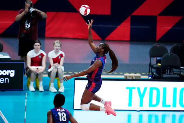 GÖTEBORG, SVERIGE 20260824 Frankrikes Fatoumata Fanguedou under mandagens match i grupp D mellan Montenegro och Frankrike under damernas volleyboll-EM i Scandinavium. GÖTEBORG SVERIGE x9200x *** GOTHENBURG, SWEDEN 20260824 France s Fatoumata Fanguedou during Monday s Group D match between Montenegro and France at the Women s European Volleyball Championship at Scandinavium in GOTHENBURG, SWEDEN x9200x  Copyright: xBjörnxLarssonxRosvall TTx VOLLEYBOLL-EM MONTENEGRO - FRANKRIKE
