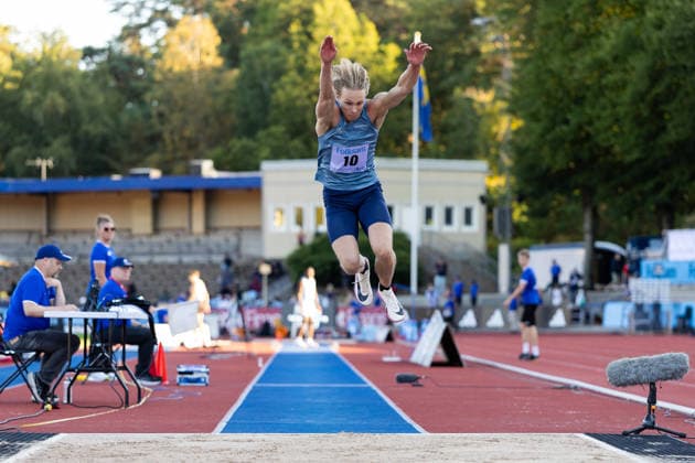 260824 Aaro Davidila, Finland, tävlar i herrarnas tresteg under friidrottstävlingen i Folksam Grand Prix den 24 augusti 2026 i Göteborg. *** August 24, 2026: Aaro Davidila of Finland will compete in the men’s triple jump at the Folksam Grand Prix track and field meet on August 24, 2026, in Gothenburg  Copyright: MICHAELxERICHSEN BB260824MI036