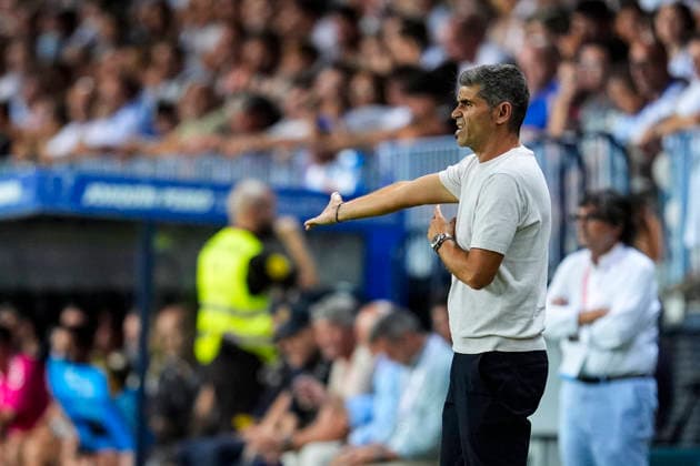 August 24, 2026, Malaga, Malaga, Spain: Antonio Hidalgo, head coach of RC Deportivo, gestures during the Spanish league, LaLiga EA Sports, football match played between Malaga CF and RC Deportivo at La Rosaleda stadium on August 24, 2026, in Malaga, Spain. Malaga CF V RC Deportivo - LaLiga EA Sports  - ZUMAa181 20260824_zaa_a181_120 Copyright: xJoaquinxCorcherox