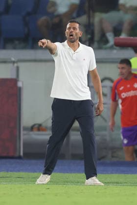 SOCCER - Serie A - AS Roma vs. ACF Fiorentina Photo by IPA ABACAPRESS.COM87772057 - Rome, Italy — August 24, 2026: Fabio Grosso (Head Coach) of ACF Fiorentina is seen in action during the 2026–2027 Italian Serie A—Enilive Championship soccer match between AS Roma and ACF Fiorentina at the Olympic Stadium in Rome. Rome Italy  Copyright: xIPAxSport ABACAx