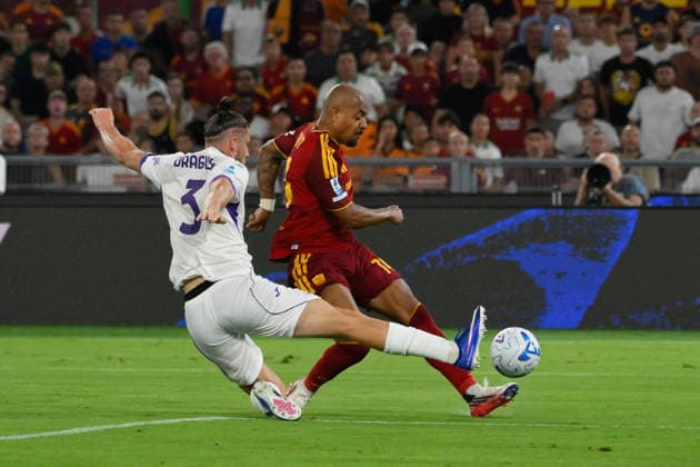 SOCCER - Serie A - AS Roma vs. ACF Fiorentina Photo by IPA ABACAPRESS.COM87772039 - Roma s Donyell Malen scored the goal that made it 2-0 during the 2026 2027 Enilive Italian Serie A match between AS Roma and ACF Fiorentina at the Olympic Stadium in Rome on August 24, 2026. Rome Italy  Copyright: xIPAxSport ABACAx