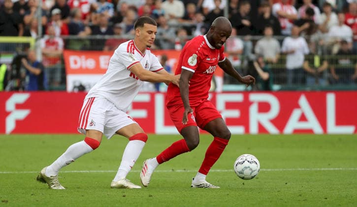 24.08.2026, xfsx, Herren, Fussball, Saison 2026 2027, DFB-Pokal, 1. Hauptrunde: FC Wuerzburger Kickers - 1. FC Koeln v.li.: Said El Mala (1. FC Koeln), David Kinsombi (FC Wuerzburger Kickers) Wuerzburg AKON ARENA Bayern Deutschland *** August 24, 2026, xfsx, Men s, Soccer, 2026–2027 Season, DFB Cup, 1st Round: FC Würzburger Kickers 1 – FC Köln (Said El Mala 1, David Kinsombi), FC Würzburger Kickers, Würzburg, AKON ARENA, Bavaria, Germany