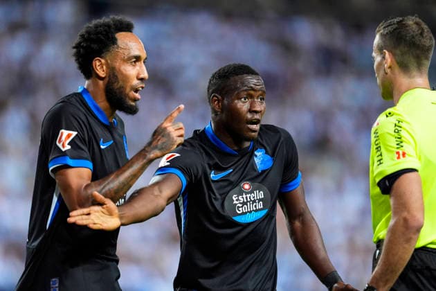 August 24, 2026, Malaga, Malaga, Spain: Bil Nsongo of RC Deportivo protests during the Spanish league, LaLiga EA Sports, football match played between Malaga CF and RC Deportivo at La Rosaleda stadium on August 24, 2026, in Malaga, Spain. Malaga CF V RC Deportivo - LaLiga EA Sports  - ZUMAa181 20260824_zaa_a181_159 Copyright: xJoaquinxCorcherox
