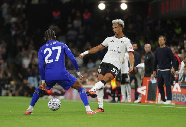 Fulham v Chelsea, English Premier League, Craven Cottage, London, 24 08 2026 Antonee Robinson (33) of Fulham in action during the Premier League home game against Chelsea London Craven Cottage London GBR, UK NEWSPAPERS OUT Copyright: xMarkxGreenwoodx
