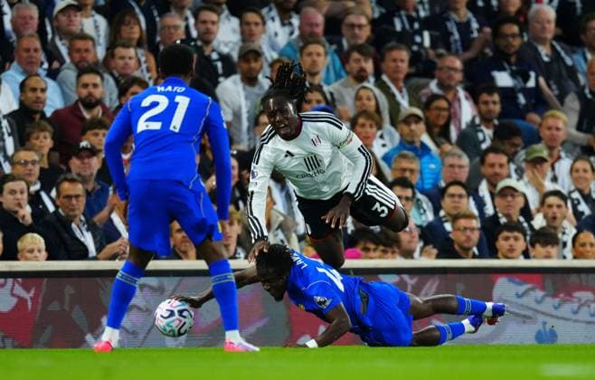 Romeo Lavia of Chelsea fouls Calvin Bassey of Fulham Fulham v Chelsea, Premier League Football, Football, Craven Cottage, London, UK - 24 Aug 2026London Craven Cottage United Kingdom EDITORIAL USE ONLY No use with unauthorised audio, video, data, fixture lists, club league logos or live services. Online in-match use limited to 120 images, no video emulation. No use in betting, games or single club league player publications.  Copyright: xJavierxGarcia Shutterstockx 17114735il