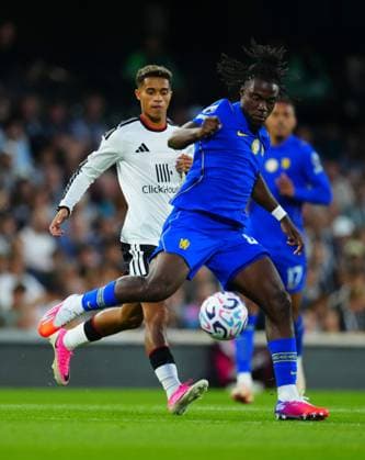 Josh King of Fulham and Romeo Lavia of Chelsea Fulham v Chelsea, Premier League Football, Football, Craven Cottage, London, UK - 24 Aug 2026London Craven Cottage United Kingdom EDITORIAL USE ONLY No use with unauthorised audio, video, data, fixture lists, club league logos or live services. Online in-match use limited to 120 images, no video emulation. No use in betting, games or single club league player publications.  Copyright: xJavierxGarcia Shutterstockx 17114735ip