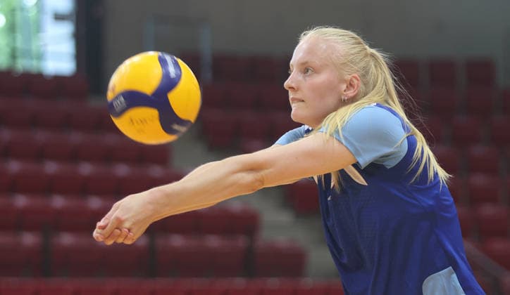 Stuttgart , DEKRA 1. Bundesliga Frauen Volleyball Trainingsauftakt Allianz MTV Stuttgart , Luisa van Clewe *** Stuttgart, DEKRA 1 Bundesliga Women s Volleyball: Start of Training for Allianz MTV Stuttgart, Luisa van Clewe