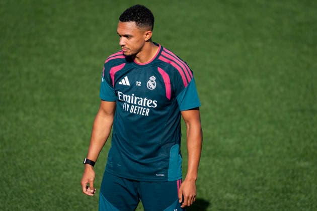 Real Madrid training session Trent Alexander-Arnold of Real Madrid CF is seen training with his teammates during the training session ahead of their LaLiga EA Sports football match against Real Sociedad at Ciudad Real Madrid on August 25, 2026 in Madrid, Spain. Madrid Ciudad Real Madrid Madrid Spain Copyright: xAlbertoxGardinx AGardin_20260825_Foot_Rea_Mad_Tra_0064