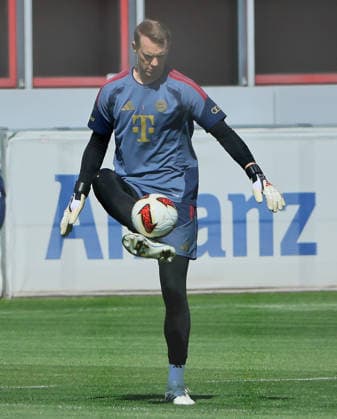 24.08.2026, FC Bayern Training, Fussball Muenchen, im Bild: Manuel Neuer (FC Bayern Muenchen) *** August 24, 2026, FC Bayern Training, Soccer, Munich, Pictured: Manuel Neuer, FC Bayern Munich