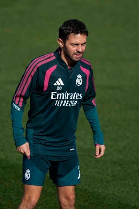August 25, 2026, Valdebebas, Madrid, Spain: Bernardo Silva during the training day of Real Madrid ahead the Spanish League, LaLiga EA Sports, football match against Real Sociedad at Ciudad Deportiva Real Madrid on August 25, 2026, in Valdebebas, Madrid, Spain. Valdebebas Spain - ZUMAa181 20260825_zaa_a181_012 Copyright: xOscarxJ.xBarrosox