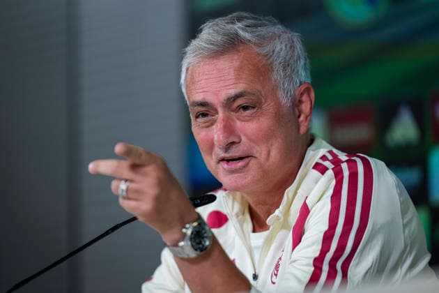Real Madrid press conference, PK, Pressekonferenz Jose Mourinho, head coach of Real Madrid CF, speaks during the press conference ahead of their LaLiga EA Sports football match against Real Sociedad at Ciudad Real Madrid on August 25, 2026 in Madrid, Spain. Madrid Ciudad Real Madrid Madrid Spain Copyright: xAlbertoxGardinx AGardin_20260825_Foot_Rea_Mad_Tra_0198