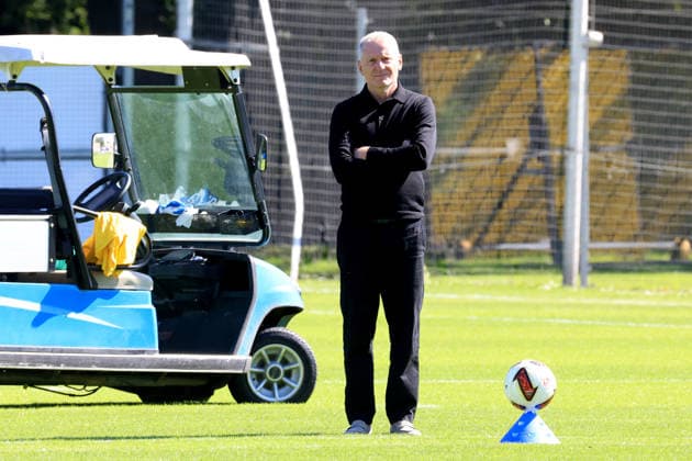 25.08.2026, DEU GER, Fussball , 2.Fussballbundesliga, Saison 2026 2027, Sportforum, Hertha BSC, Training Dr. Peter Goerlich ( Hertha BSC ), Geschaeftsfuehrung 2. Liga: DFB DFL regulations prohibit any use of photographs as image sequences and or quasi-video) Berlin Sportforum Berlin Deutschland *** August 25, 2026, Germany, Soccer, 2. Bundesliga, 2026–2027 Season, Sportforum, Hertha BSC, Training with Dr. Peter Goerlich, Hertha BSC, Management, 2nd Division, DFB and DFL regulations prohibit any use of photographs as image sequences and or quasi-video, Berlin Sportforum, Berlin, Germany Copyright: xNordphotox xEnglerx
