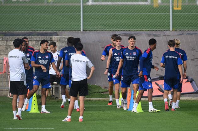 Ahead of Olympique Lyonnais v Fenerbahce- UEFA Champions League LYON, FRANCE - AUGUST 25: Olympique Lyon players take part in their final training session at the club s training facilities in Lyon, France, on August 25, 2026, ahead of their UEFA Champions League play-off second-leg match against Fenerbahce. Arif Hüdaverdi Yaman Anadolu Lyon France. Editorial use only. Please get in touch for any other usage.  Copyright: x2026xAnadoluxArifxHüdaverdixYamanx