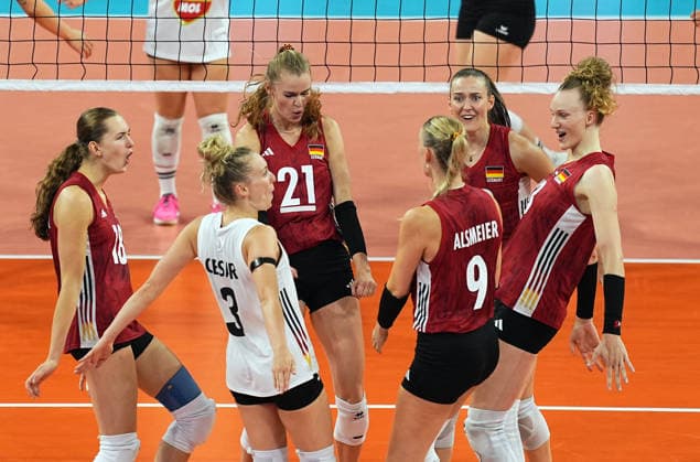 Hungary v Germany - CEV EuroVolley 2026 ISTANBUL, TURKIYE - AUGUST 25: Players of Germany celebrate after a point during CEV EuroVolley 2026 Women match between Hungary and Germany at Sinan Erdem Hall in Istanbul, Turkiye on August 25, 2026. Esra Bilgin Anadolu Istanbul Turkey. Editorial use only. Please get in touch for any other usage.  Copyright: x2026xAnadoluxEsraxBilginx