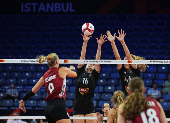 Hungary v Germany - CEV EuroVolley 2026 ISTANBUL, TURKIYE - AUGUST 25: Brigitta Petrenko (16) of Hungary in action against Lina Alsmeier (9) of Germany during the CEV EuroVolley 2026 Women Group A match between Hungary and Germany at Sinan Erdem Sports Hall, on August 25, 2026 in Istanbul, Turkiye. Esra Bilgin Anadolu Istanbul Turkey. Editorial use only. Please get in touch for any other usage.  Copyright: x2026xAnadoluxEsraxBilginx