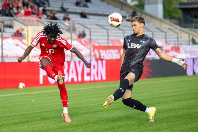 Oluwaseyi Wilson 7 (FC Bayern Muenchen Amatuere) im Zweikampf, FC Bayern II vs. FC Memmingen, Fussball, Regionalliga Bayern, 5. Spieltag, 25.08.2026 DFB regulations prohibit any use of photographs as image sequences and or quasi-video Muenchen Bayern Deutschland *** Oluwaseyi Wilson 7, FC Bayern Munich Amateurs, in a tackle, FC Bayern II vs. FC Memmingen, soccer, Bavarian Regional League, Matchday 5, August 25, 2026. DFB regulations prohibit any use of photographs as image sequences and or quasi-video. Munich, Bavaria, Germany Copyright: xkolbert-press UlrichxGamelx
