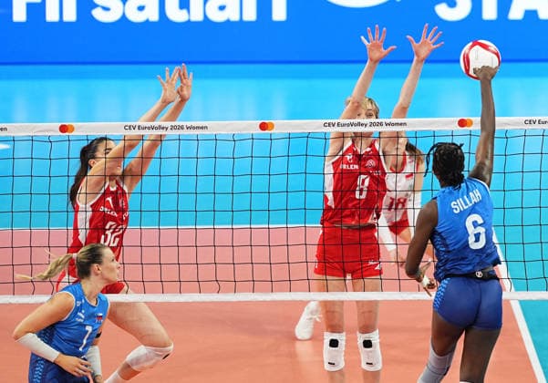 Poland v Slovenia - CEV EuroVolley 2026 ISTANBUL, TURKIYE - AUGUST 25:Julita Piasecka (8) of Poland in action against Fatoumatta Sillah (6) of Slovenia during CEV Women s European Volleyball Championship Group A match between Poland and Slovenia at Sinan Erdem Dome in Istanbul, Turkiye on August 25, 2026. Esra Bilgin Anadolu Istanbul Turkey. Editorial use only. Please get in touch for any other usage.  Copyright: x2026xAnadoluxEsraxBilginx