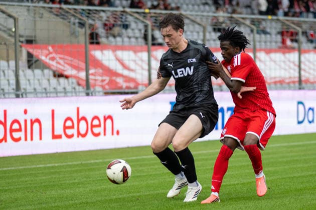 Oluwaseyi Wilson 7 (FC Bayern Muenchen Amatuere) im Zweikampf, FC Bayern II vs. FC Memmingen, Fussball, Regionalliga Bayern, 5. Spieltag, 25.08.2026 DFB regulations prohibit any use of photographs as image sequences and or quasi-video Muenchen Bayern Deutschland *** Oluwaseyi Wilson 7 of FC Bayern Munich Amateurs in a tackle, FC Bayern II vs. FC Memmingen, soccer, Bavarian Regional League, Matchday 5, August 25, 2026. DFB regulations prohibit any use of photographs as image sequences and or quasi-video. Munich, Bavaria, Germany Copyright: xkolbert-press UlrichxGamelx