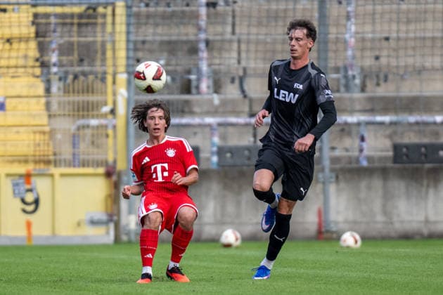 Bogdan Olychengo 6 (FC Bayern Muenchen Amatuere), FC Bayern II vs. FC Memmingen, Fussball, Regionalliga Bayern, 5. Spieltag, 25.08.2026 DFB regulations prohibit any use of photographs as image sequences and or quasi-video Muenchen Bayern Deutschland *** Bogdan Olychengo 6 FC Bayern Munich Amateurs, FC Bayern II vs. FC Memmingen, Soccer, Bavarian Regional League, Matchday 5, August 25, 2026. DFB regulations prohibit any use of photographs as image sequences and or quasi-video. Munich, Bavaria, Germany Copyright: xkolbert-press UlrichxGamelx