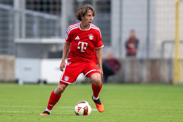 Bogdan Olychengo 6 (FC Bayern Muenchen Amatuere), FC Bayern II vs. FC Memmingen, Fussball, Regionalliga Bayern, 5. Spieltag, 25.08.2026 DFB regulations prohibit any use of photographs as image sequences and or quasi-video Muenchen Bayern Deutschland *** Bogdan Olychengo 6 FC Bayern Munich Amateurs, FC Bayern II vs. FC Memmingen, Soccer, Bavarian Regional League, Matchday 5, August 25, 2026. DFB regulations prohibit any use of photographs as image sequences and or quasi-video. Munich, Bavaria, Germany Copyright: xkolbert-press UlrichxGamelx