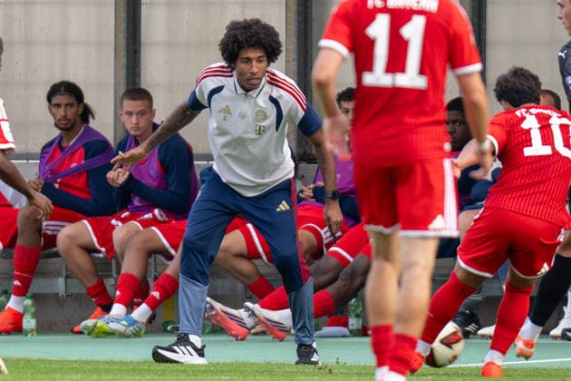 Cheftrainer Dante Bonfim Costa Santos (FC Bayern Muenchen Amatuere), FC Bayern II vs. FC Memmingen, Fussball, Regionalliga Bayern, 5. Spieltag, 25.08.2026 DFB regulations prohibit any use of photographs as image sequences and or quasi-video Muenchen Bayern Deutschland *** Head Coach Dante Bonfim Costa Santos, FC Bayern Munich Amateurs, FC Bayern II vs. FC Memmingen, Soccer, Bavarian Regional League, Matchday 5, August 25, 2026. DFB regulations prohibit any use of photographs as image sequences and or quasi-video. Munich, Bavaria, Germany Copyright: xkolbert-press UlrichxGamelx