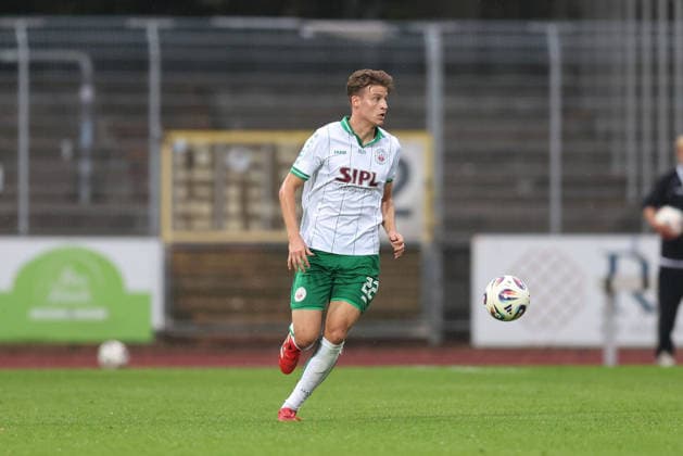 25.08.2026, Herren, Fussball, Saison 2026 2027, Bayerischer Totopokal, Achtelfinale: 1. FC Schweinfurt 1905 - VfB Eichstaett Jonas Winkler ( 22, VfB Eichstätt) Schweinfurt Sachs-Stadion Bayern Deutschland *** August 25, 2026, Men s Soccer, 2026–2027 Season, Bavarian Toto Cup, Round of 16: 1 FC Schweinfurt 1905 vs. VfB Eichstätt, Jonas Winkler 22, VfB Eichstätt vs. Schweinfurt at Sachs Stadium, Bavaria, Germany