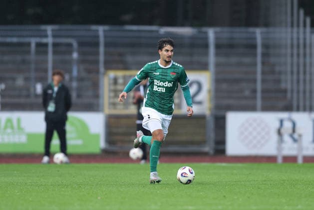 25.08.2026, Herren, Fussball, Saison 2026 2027, Bayerischer Totopokal, Achtelfinale: 1. FC Schweinfurt 1905 - VfB Eichstaett Berkay Öztürk ( 40, 1. FC Schweinfurt 1905) Schweinfurt Sachs-Stadion Bayern Deutschland *** August 25, 2026, Men s Soccer, 2026–2027 Season, Bavarian Toto Cup, Round of 16: 1 FC Schweinfurt 1905 vs. VfB Eichstätt; Berkay Öztürk (40); 1 FC Schweinfurt 1905; Schweinfurt; Sachs Stadium; Bavaria, Germany