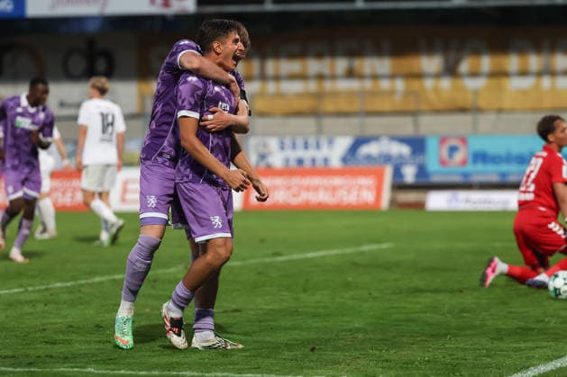 Toto-Pokal; SV Wacker Burghausen - FC Ingolstadt 04; Tor Jubel Treffer 0:2 Emre Gül (5, FCI) Lars Lokotsch (13, FCI) Toto-Pokal - SV Wacker Burghausen - FC Ingolstadt 04 Saison 2026 2027 *** Toto Cup: SV Wacker Burghausen vs. FC Ingolstadt 04; Goal Celebration; Score 0–2; Emre Gül 5, FCI; Lars Lokotsch 13, FCI; Toto Cup: SV Wacker Burghausen vs. FC Ingolstadt 04; 2026–2027 Season
