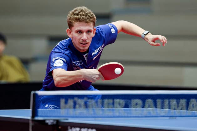 Andrei Teodor Istrate (TTC RhoenSprudel Fulda-Maberzell) kontrolliert den Ball waehrend des Spiels der 1. Tischtennis-Bundesliga der Herren zwischen dem TTC Schwalbe Bergneustadt und dem TTC RhoenSprudel Fulda-Maberzell, Burstenhalle am 25. August 2026 in Bergneustadt, Deutschland. (Foto von Marco Steinbrenner DeFodi Images) +++ Andrei Teodor Istrate (TTC RhoenSprudel Fulda-Maberzell) controls the ball during the 1st Men s Table tennis, Tischtennis Bundesliga match between TTC Schwalbe Bergneustadt and TTC RhoenSprudel Fulda-Maberzell at Burstenhalle on August 25, 2026 in Bergneustadt, Germany. (Photo by Marco Steinbrenner DeFodi Images) (Photo by Marco Steinbrenner DeFodi Images) - *** Andrei Teodor Istrate of TTC RhoenSprudel Fulda Maberzell controls the ball during the Men s Table Tennis Bundesliga Match 1 between TTC Schwalbe Bergneustadt and TTC RhoenSprudel Fulda Maberzell, Burstenhalle on August 25, 2026, in Bergneustadt, Germany. Photo by Marco Steinbrenner, DeFodi Images. Andrei Teodor Istrate of TTC RhoenSprudel Fulda Maberzell controls the ball during the 1st Men’s Table Tennis Bundesliga match between TTC Schwalbe Bergneustadt and TTC RhoenSprudel Fulda Maberzell at Burstenhalle on August 25, 2026 in Bergneustadt, Germany Photo by Marco Steinbrenner, DeFodi Images Photo by Marco Steinbrenner, DeFodi Images