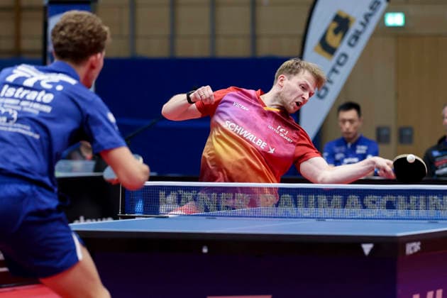 Andrei Teodor Istrate (TTC RhoenSprudel Fulda-Maberzell) und Benedikt Duda (TTC Schwalbe Bergneustadt) kaempfen um den Ball waehrend des Spiels der 1. Tischtennis-Bundesliga der Herren zwischen dem TTC Schwalbe Bergneustadt und dem TTC RhoenSprudel Fulda-Maberzell, Burstenhalle am 25. August 2026 in Bergneustadt, Deutschland. (Foto von Marco Steinbrenner DeFodi Images) +++ Andrei Teodor Istrate (TTC RhoenSprudel Fulda-Maberzell) und Benedikt Duda (TTC Schwalbe Bergneustadt) battle for the ball during the 1st Men s Table tennis, Tischtennis Bundesliga match between TTC Schwalbe Bergneustadt and TTC RhoenSprudel Fulda-Maberzell at Burstenhalle on August 25, 2026 in Bergneustadt, Germany. (Photo by Marco Steinbrenner DeFodi Images) (Photo by Marco Steinbrenner DeFodi Images) - *** Andrei Teodor Istrate of TTC RhoenSprudel Fulda Maberzell and Benedikt Duda of TTC Schwalbe Bergneustadt battle for the ball during the Men s Table Tennis Bundesliga match between TTC Schwalbe Bergneustadt and TTC RhoenSprudel Fulda Maberzell, Burstenhalle on August 25, 2026, in Bergneustadt, Germany Photo by Marco Steinbrenner DeFodi Images Andrei Teodor Istrate of TTC RhoenSprudel Fulda Maberzell and Benedikt Duda of TTC Schwalbe Bergneustadt battle for the ball during the 1st Men’s Table Tennis Bundesliga match between TTC Schwalbe Bergneustadt and TTC RhoenSprudel Fulda Maberzell at the Burstenhalle on August 25, 2026, in Bergneustadt, Germany. Photo by Marco Steinbrenner, DeFodi Images. Photo by Marco Steinbrenner, DeFodi Images