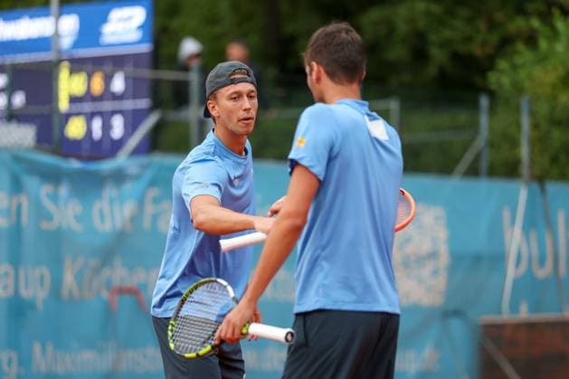 l-r: im Bild, Tom Bittner (GER), Im Bild: Noah Thurner (GER), Alec Beckley (ZAF) Vasilios Caripi (ZAF) vs. Tom Bittner (GER) Noah Thurner (GER), ATP, Tennis Herren Challenger Schwaben Open, Herren, Doppel, Tennis, Achtelfinale, 25.08.2026 Augsburg Bayern Deutschland *** From left to right in the photo: Tom Bittner (GER); in the photo: Noah Thurner (GER), Alec Beckley (ZAF), Vasilios Caripi (ZAF) vs. Tom Bittner (GER), Noah Thurner (GER); ATP Challenger Schwaben Open, Men s, Doubles, Tennis, Round of 16, August 25, 2026, Augsburg, Bavaria, Germany Copyright: xkolbert-press ChristianxKolbertx
