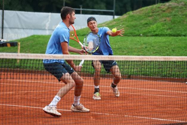l-r: Im Bild: Noah Thurner (GER), Tom Bittner (GER), Alec Beckley (ZAF) Vasilios Caripi (ZAF) vs. Tom Bittner (GER) Noah Thurner (GER), ATP, Tennis Herren Challenger Schwaben Open, Herren, Doppel, Tennis, Achtelfinale, 25.08.2026 Augsburg Bayern Deutschland *** l r Pictured: Noah Thurner (GER), Tom Bittner (GER), Alec Beckley (ZAF), Vasilios Caripi (ZAF) vs. Tom Bittner (GER), Noah Thurner (GER), ATP Challenger Schwaben Open, Men s, Doubles, Tennis, Round of 16, August 25, 2026, Augsburg, Bavaria, Germany Copyright: xkolbert-press ChristianxKolbertx