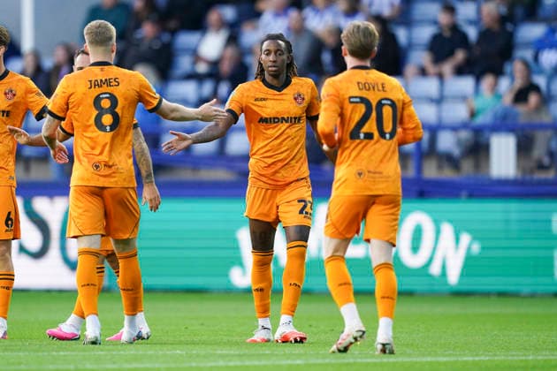 Sheffield Wednesday v Wolverhampton Wanderers, Carabao Cup Wolverhampton Wanderers midfielder Tawanda Chirewa (23) celebrates their sides first goal 0-1 during the Sheffield Wednesday v Wolverhampton Wanderers Carabao Cup 2nd Round match at Hillsborough Stadium, Sheffield, England on 25 August 2026 Credit: Eleanor Hoad Every Second Media Editorial use only. All images are copyright Every Second Media Limited. No images may be reproduced without prior permission. All rights reserved. Premier League and Football League images are subject to licensing agreements with Football DataCo Limited. see https: www.football-dataco.com Copyright: xIMAGO EveryxSecondxMediax ESM-2115-0001 EleanorxHoadx xEveryxSecondxMediax