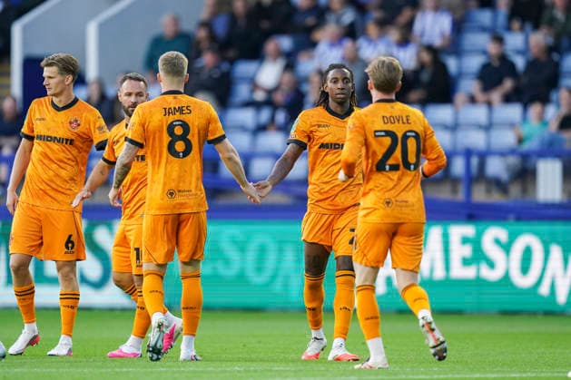 Sheffield Wednesday v Wolverhampton Wanderers, Carabao Cup Wolverhampton Wanderers midfielder Tawanda Chirewa (23) celebrates their sides first goal 0-1 during the Sheffield Wednesday v Wolverhampton Wanderers Carabao Cup 2nd Round match at Hillsborough Stadium, Sheffield, England on 25 August 2026 Credit: Eleanor Hoad Every Second Media Editorial use only. All images are copyright Every Second Media Limited. No images may be reproduced without prior permission. All rights reserved. Premier League and Football League images are subject to licensing agreements with Football DataCo Limited. see https: www.football-dataco.com Copyright: xIMAGO EveryxSecondxMediax ESM-2115-0003 EleanorxHoadx xEveryxSecondxMediax