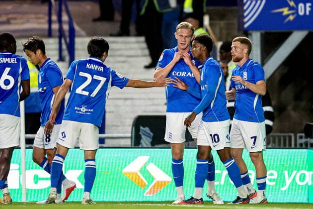 Birmingham City v Brentford, EFL Cup GOAL scores 1-1 Birmingham City midfielder Demarai Gray (10) scores and celebrates with team mates during the EFL Cup match between Birmingham City and Brentford at the St Andrew s @ Knighthead Park, Birmingham, UK on 25 August 2026. Birmingham St Andrew s @ Knighthead Park West Midlands UK Editorial use only DataCo restrictions apply See www.football-dataco.com , Copyright: xManjitxNarotrax PSI-24746-0014